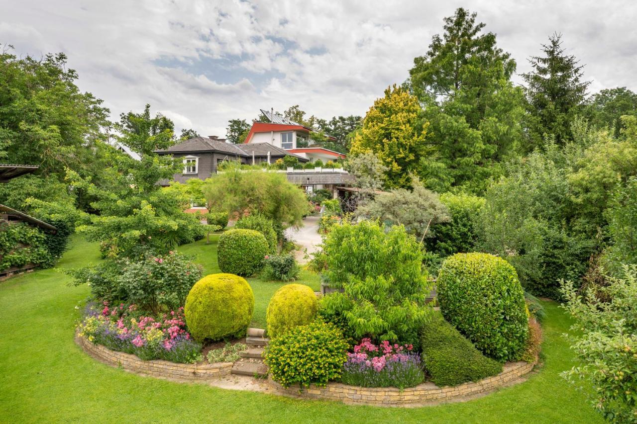Apartments Im Garten - Haus Anna Γκρατς Εξωτερικό φωτογραφία