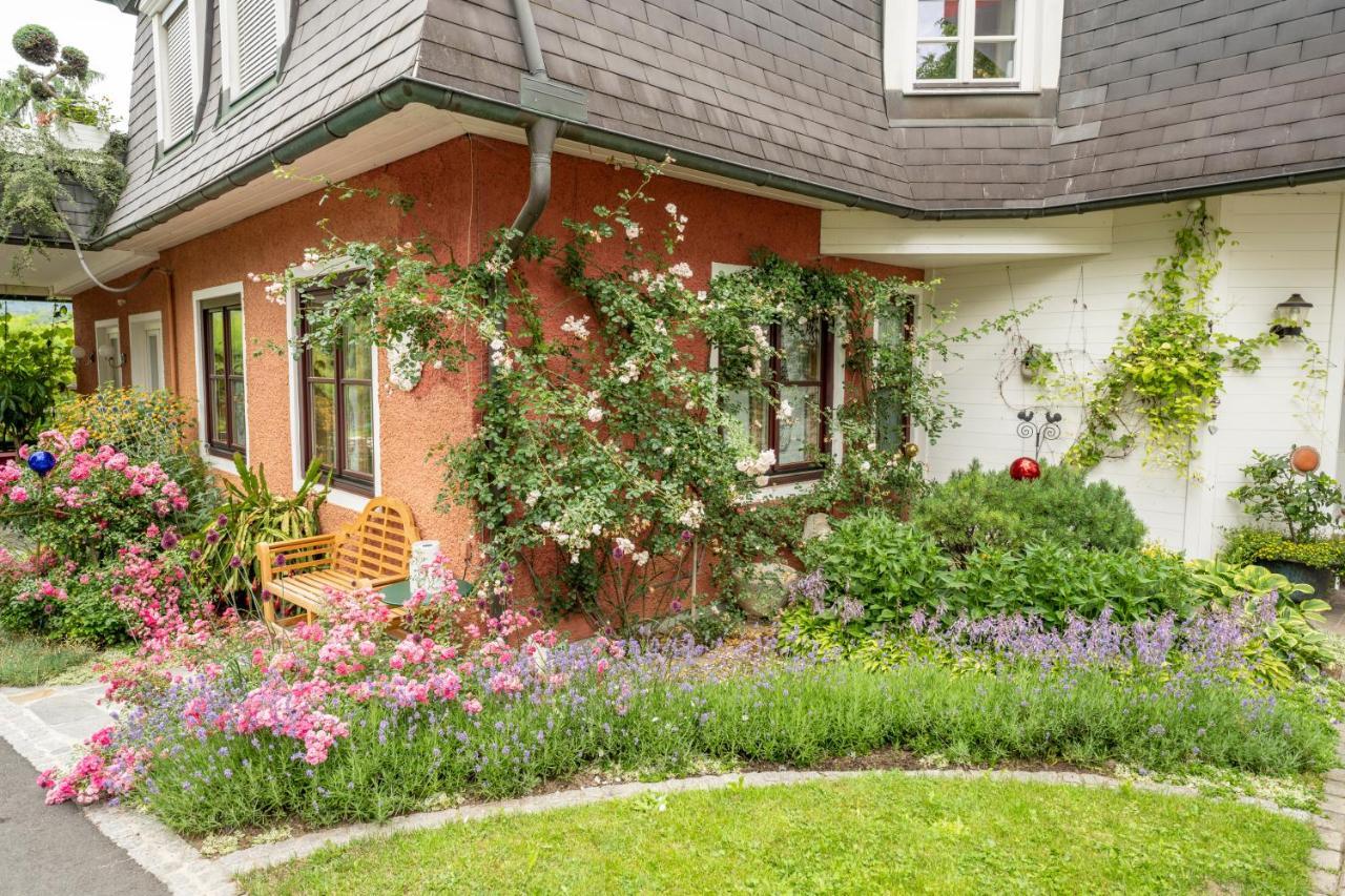 Apartments Im Garten - Haus Anna Γκρατς Εξωτερικό φωτογραφία